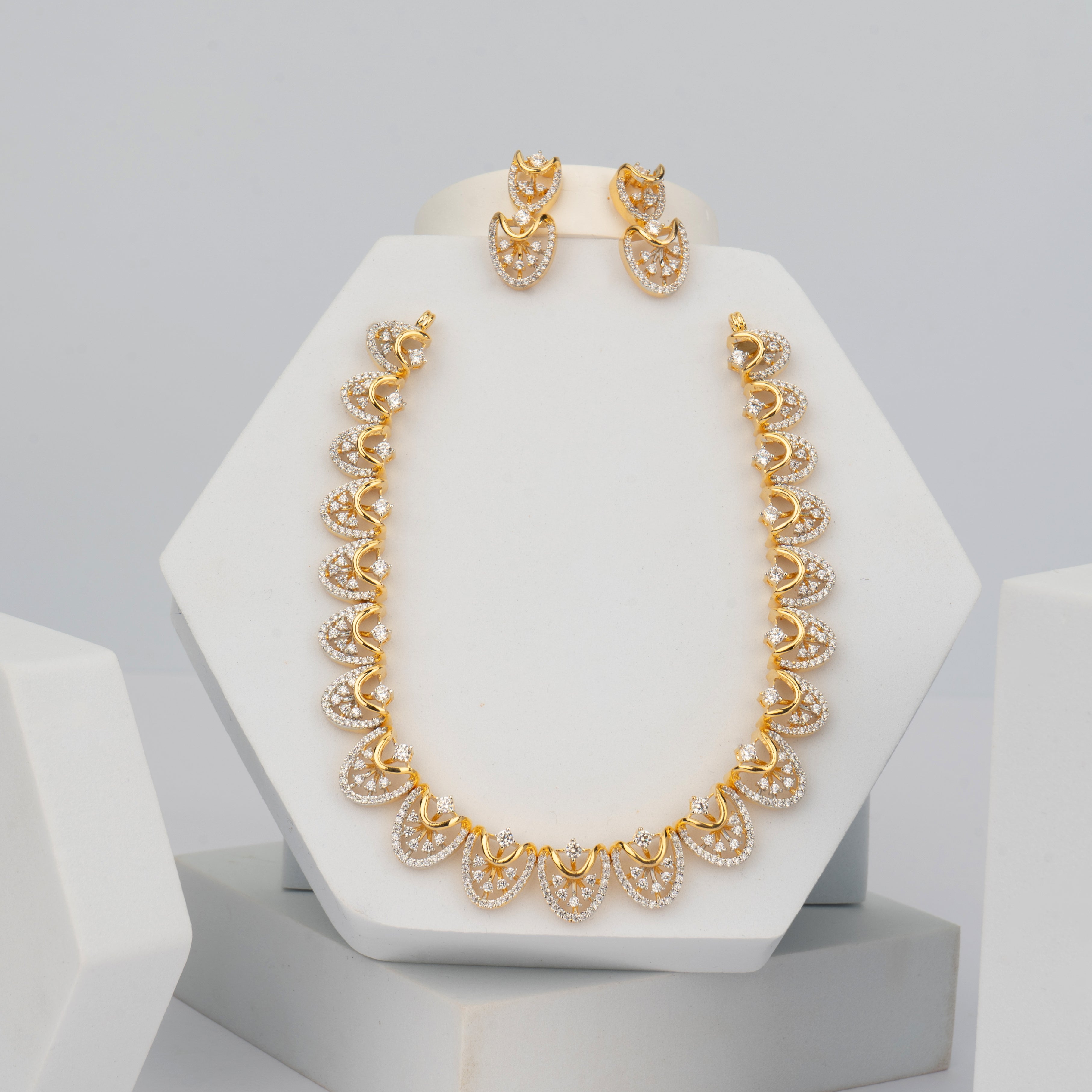 Crescent Radiance Necklace Set - Saroki jewels