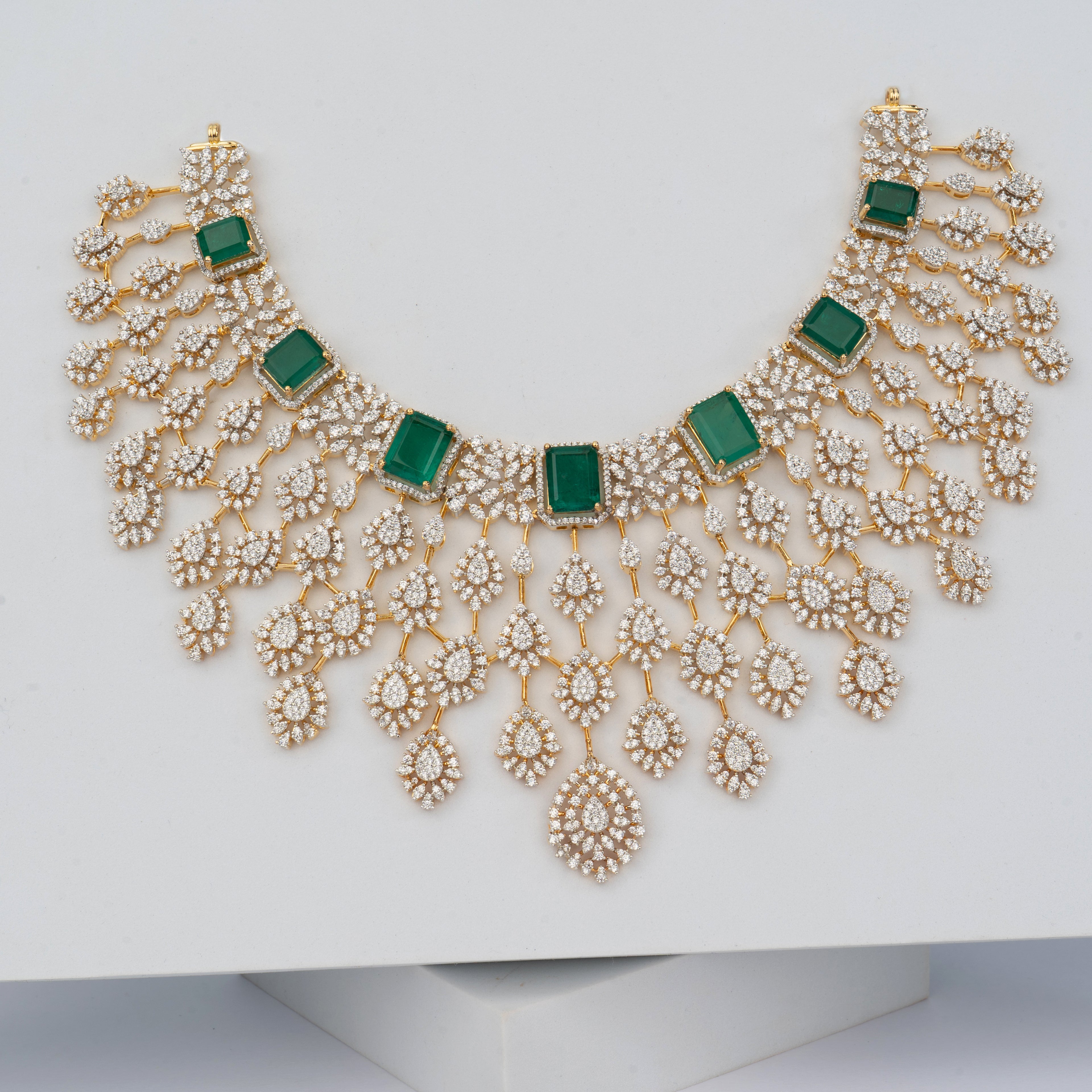 TRAYI-Whispers of Royal Mist - Saroki jewels