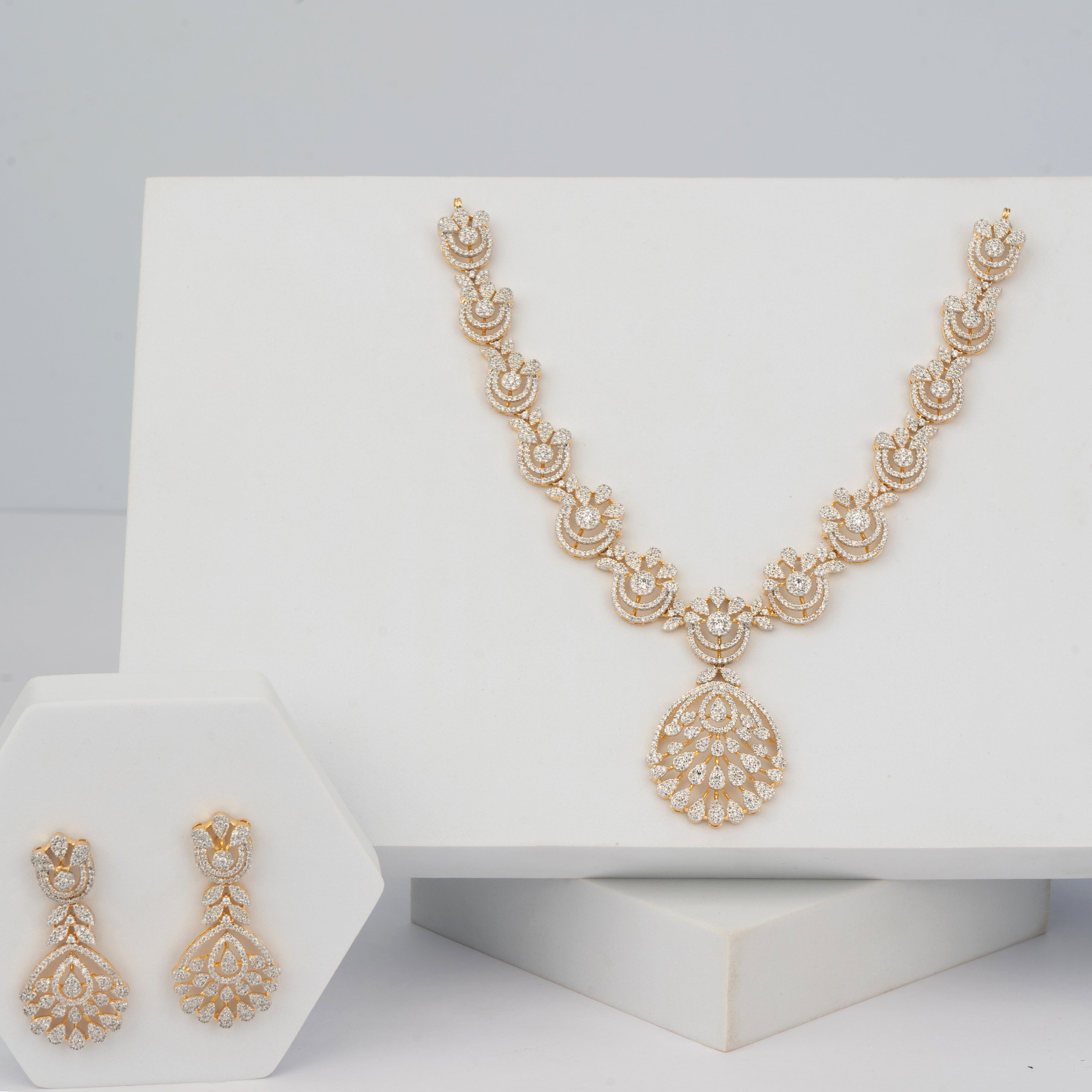 The Avira Necklace Set - Saroki jewels