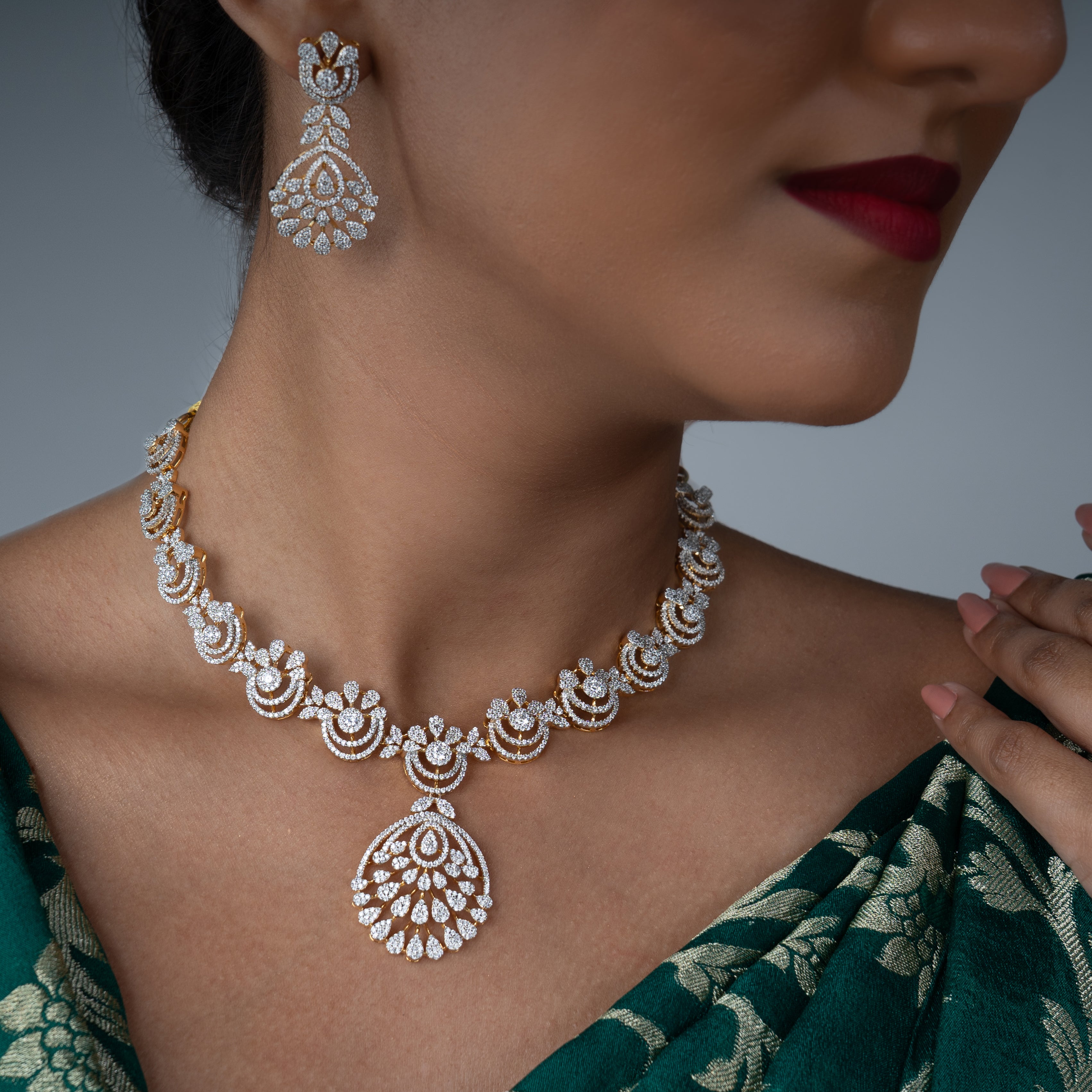 The Avira Necklace Set - Saroki jewels