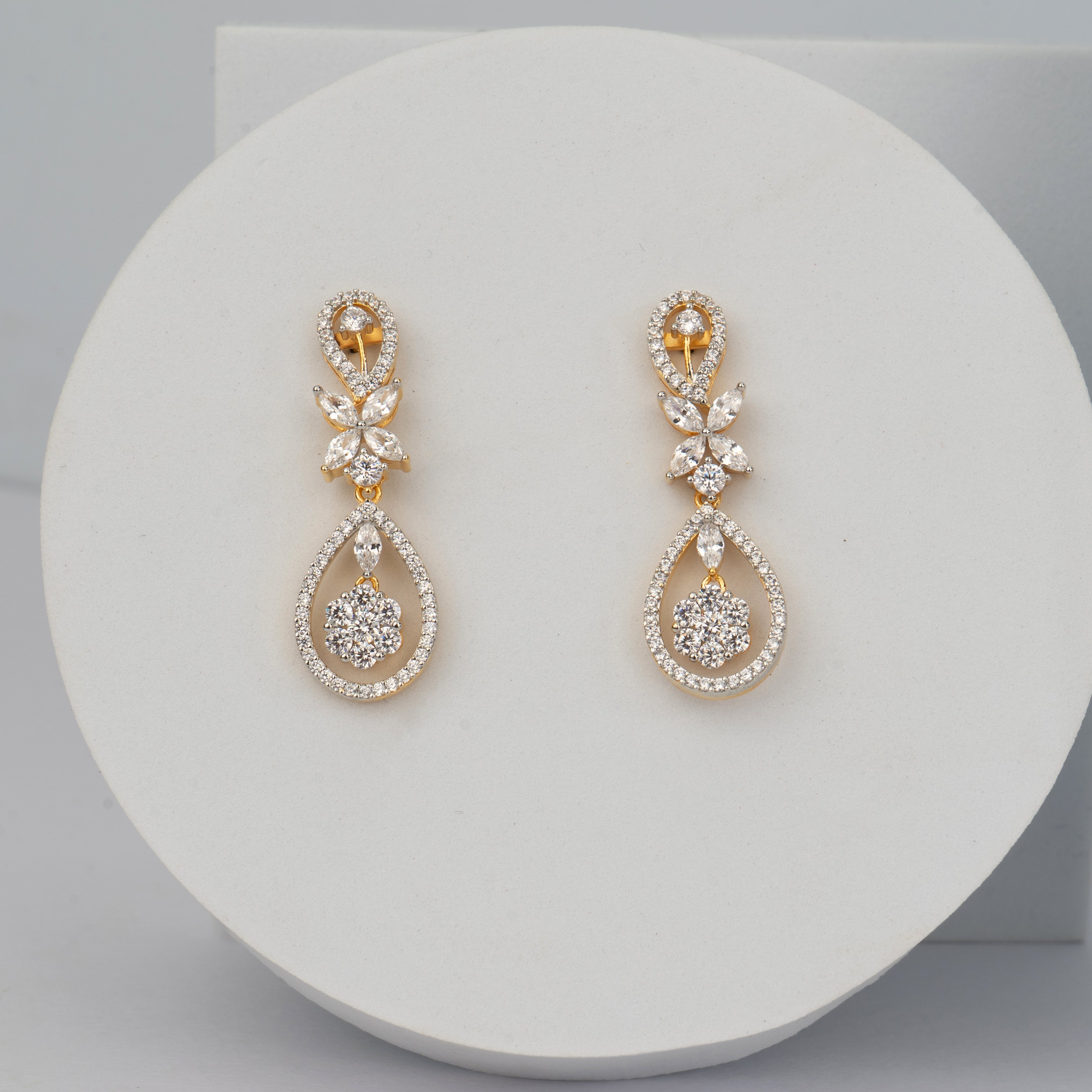 Anvitha Earrings - Saroki jewels