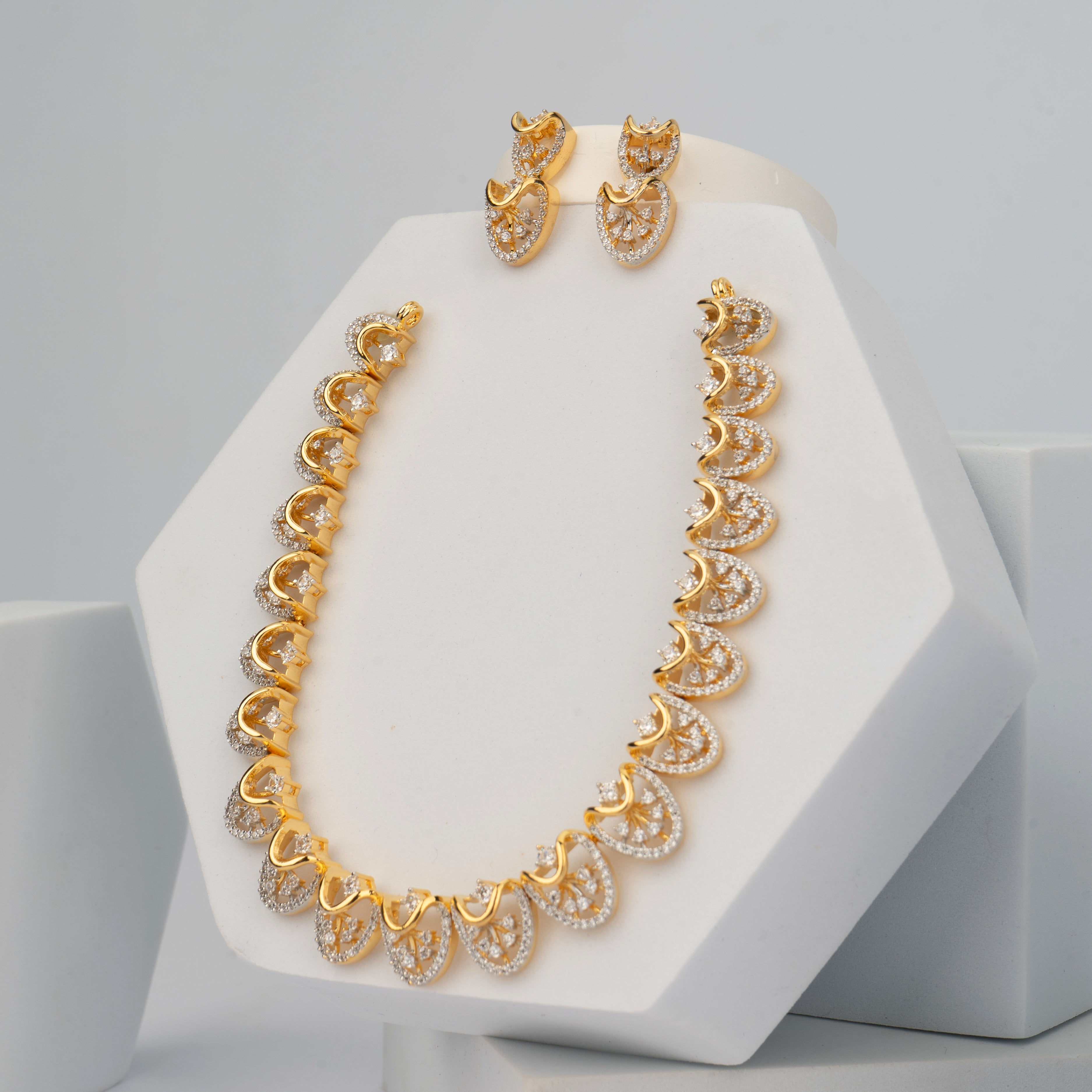 Crescent Radiance Necklace Set - Saroki jewels
