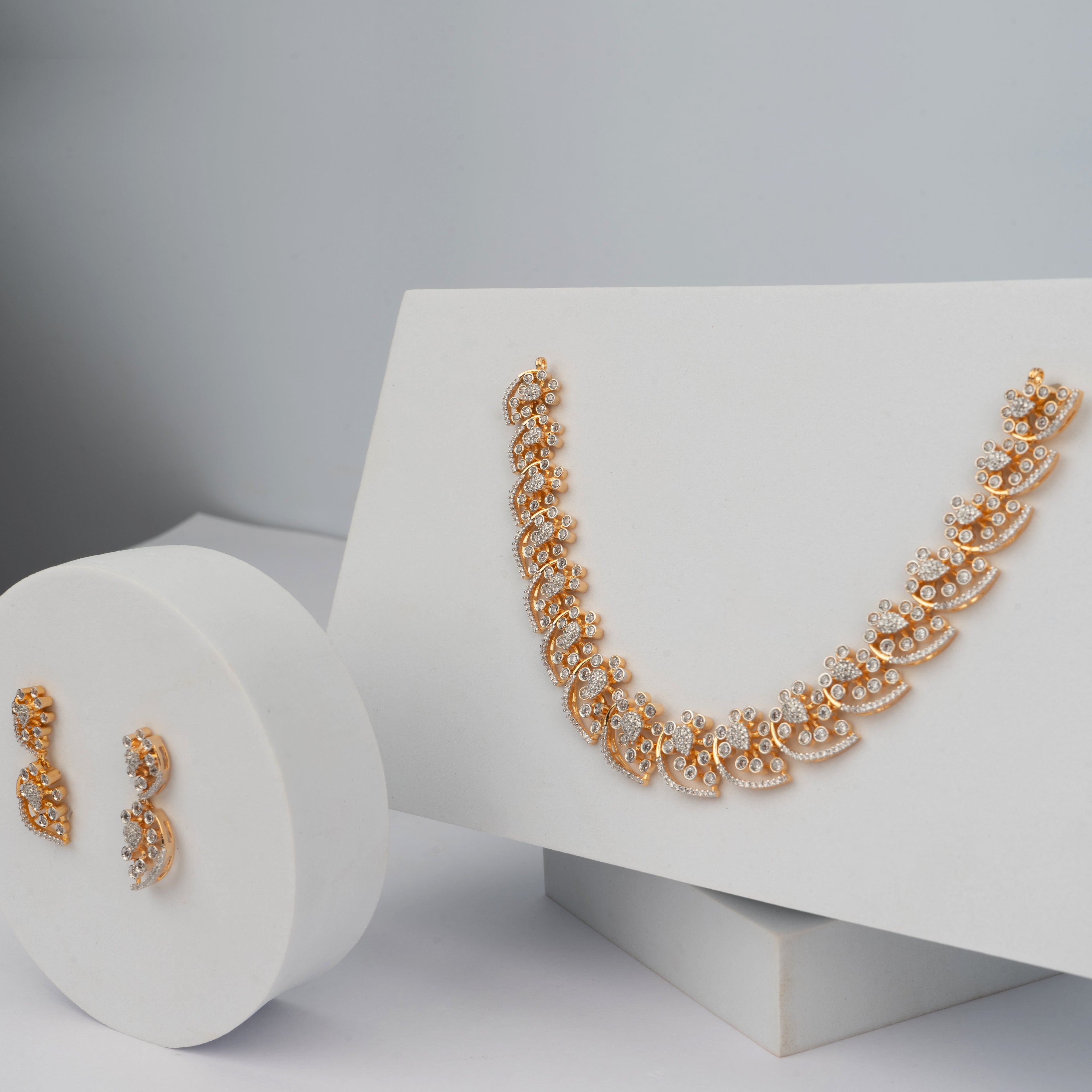 Elanora Necklace Set - Saroki jewels