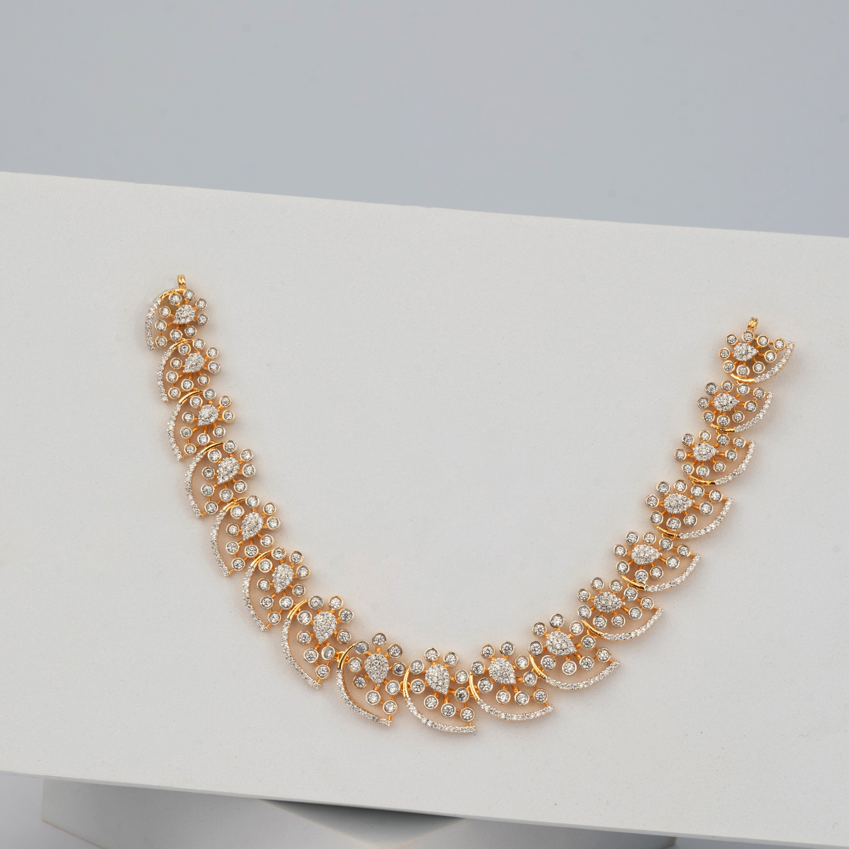 Elanora Necklace Set - Saroki jewels
