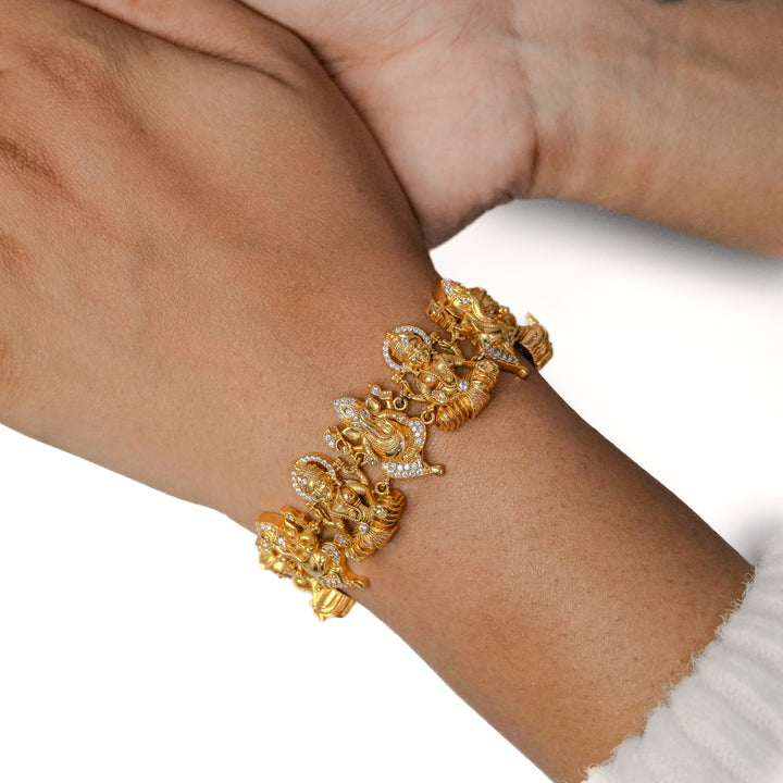 Swaraa Bracelet