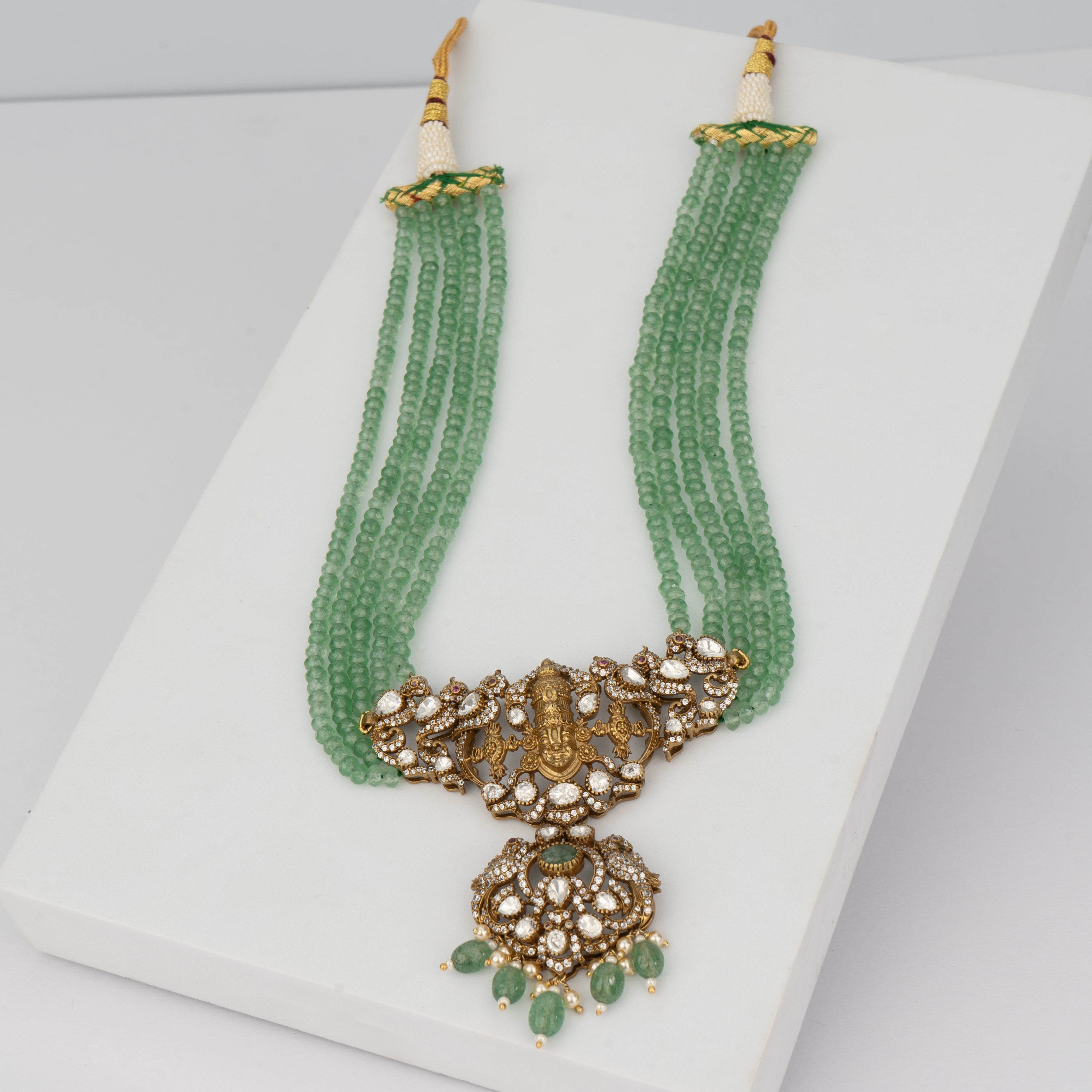 Padmalakshmi - Saroki jewels