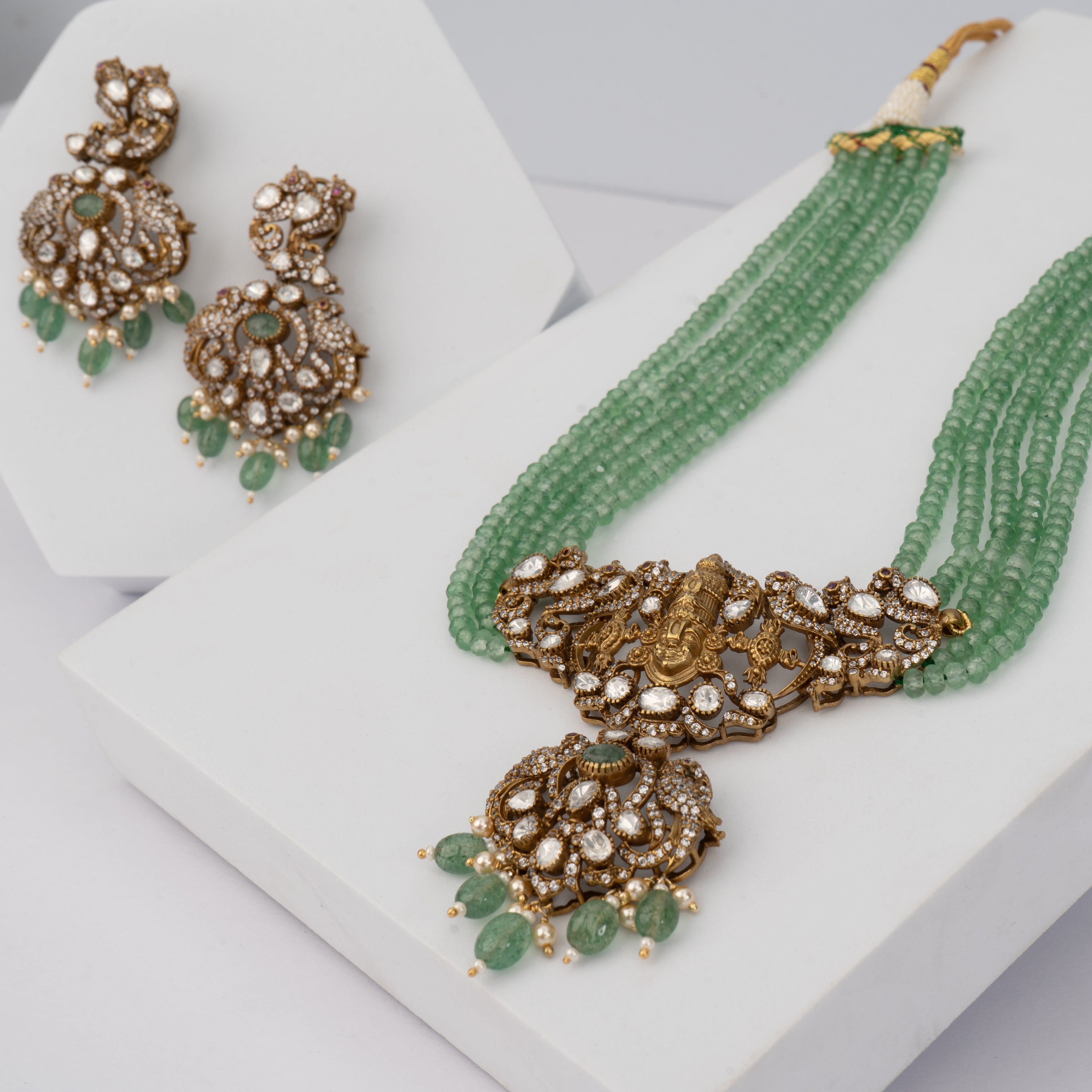 Padmalakshmi - Saroki jewels