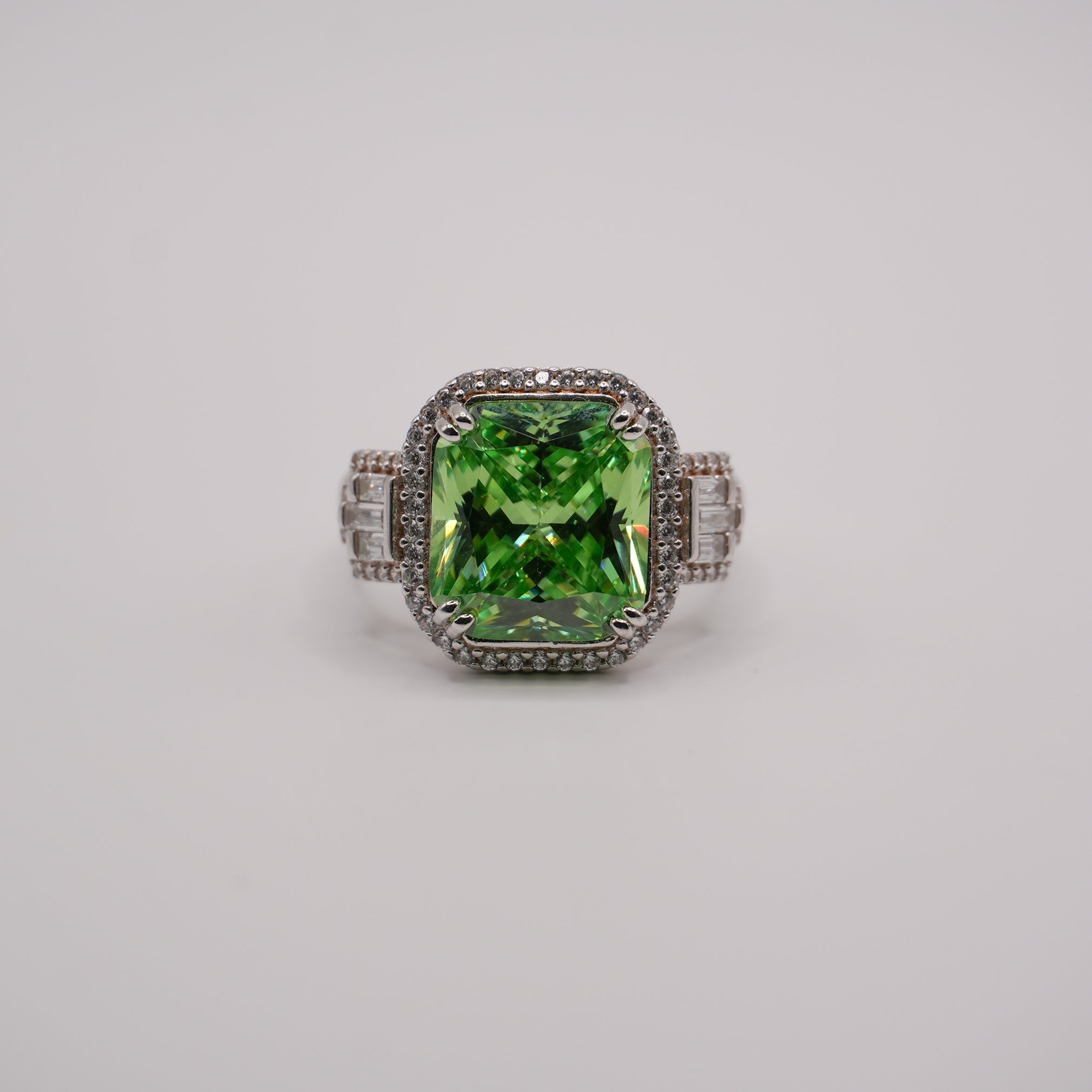 The Vivara Ring - Saroki jewels