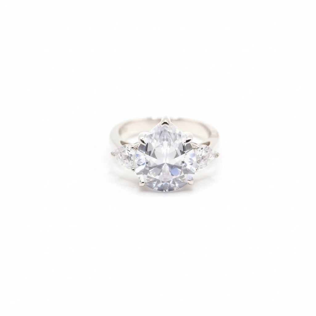 The Heartstone Ring - Saroki jewels