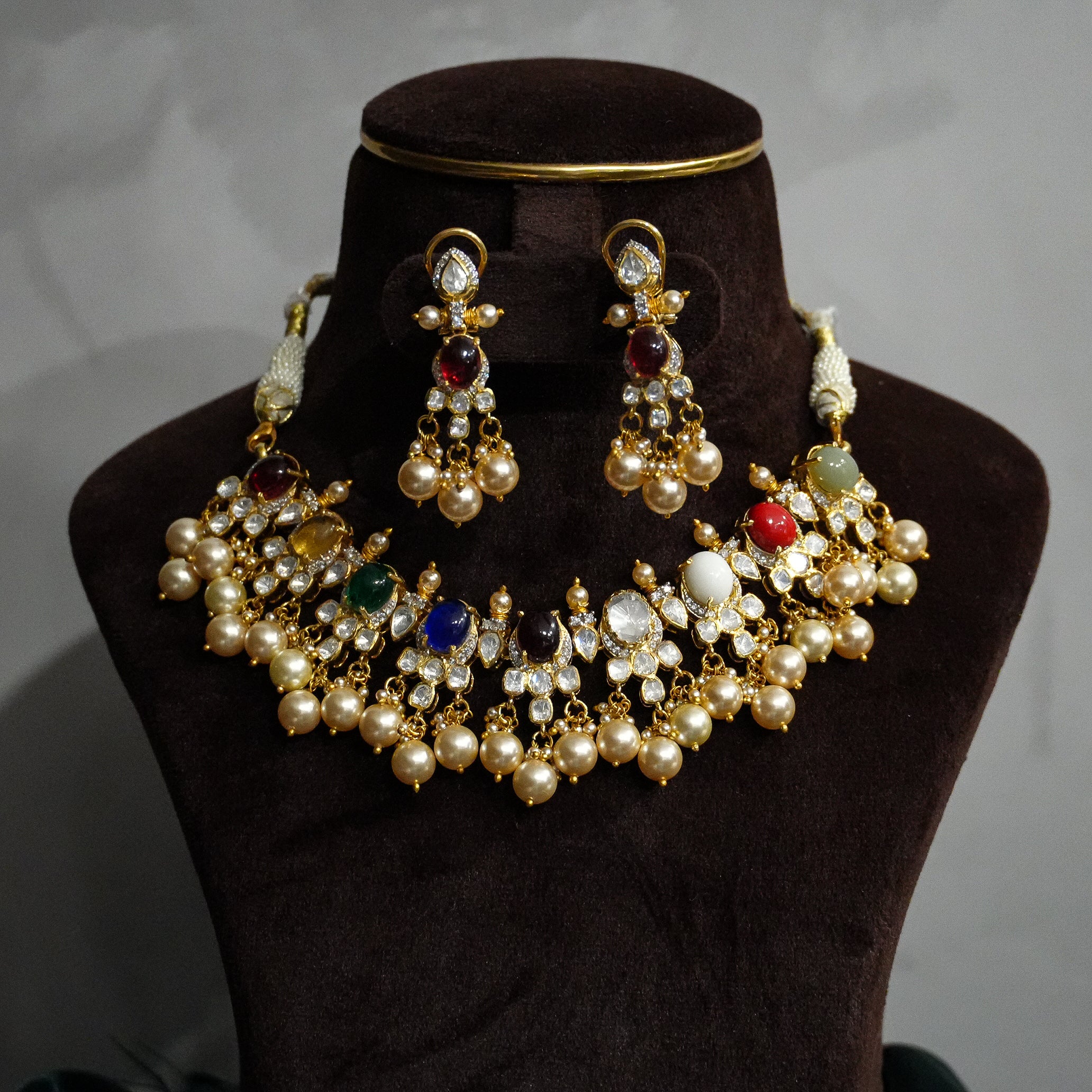 Royal Navratna Necklace - Saroki jewels