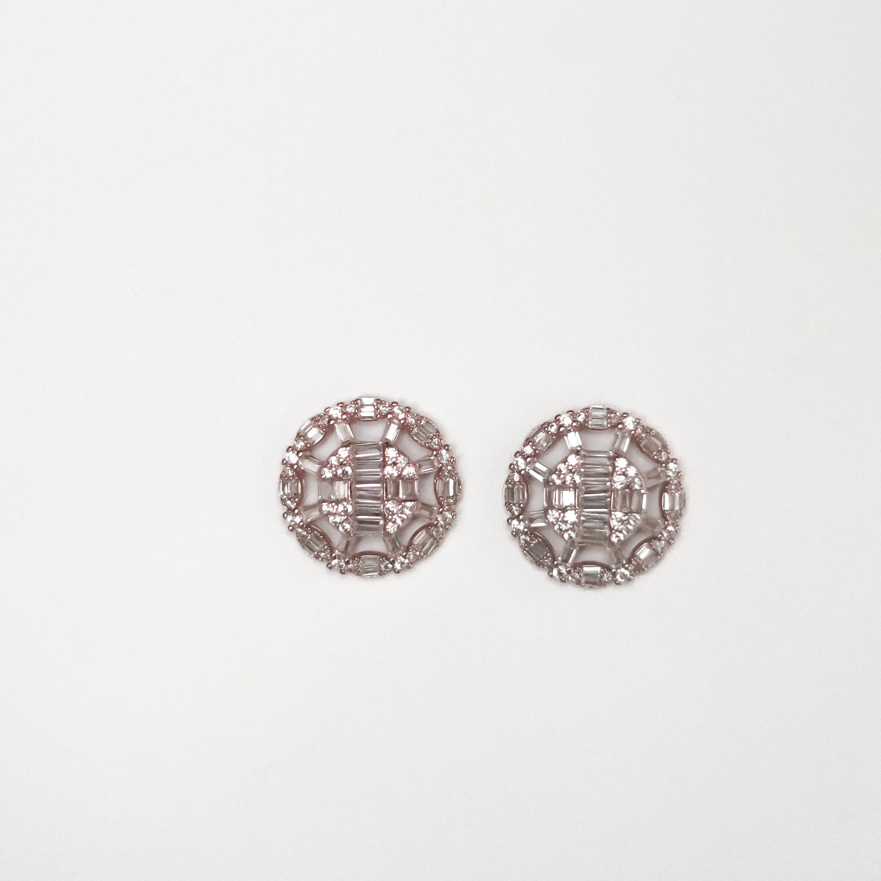 Cyrisse Studs